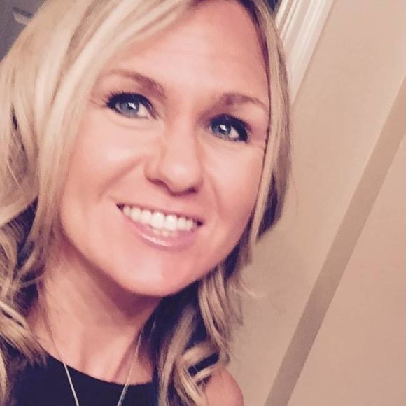 Meet your Posher, Tracy - Picture 1 of 1